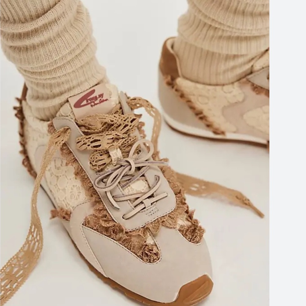 Sam Elderman Lace Sneakers